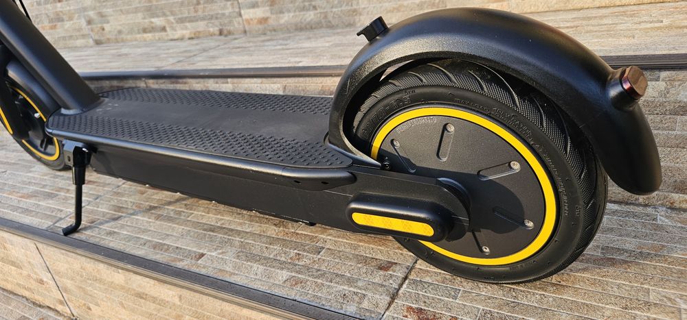 Trotineta electrica  G30 Max 12.5 Ah, 30km/h Noua