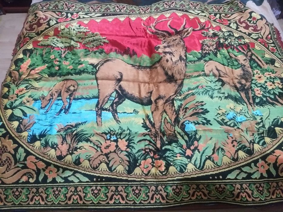 Vând carpetă nouă