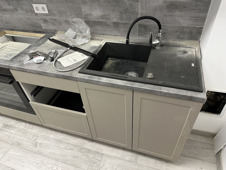 Montaj mobila inclusiv si sanitare si electrice