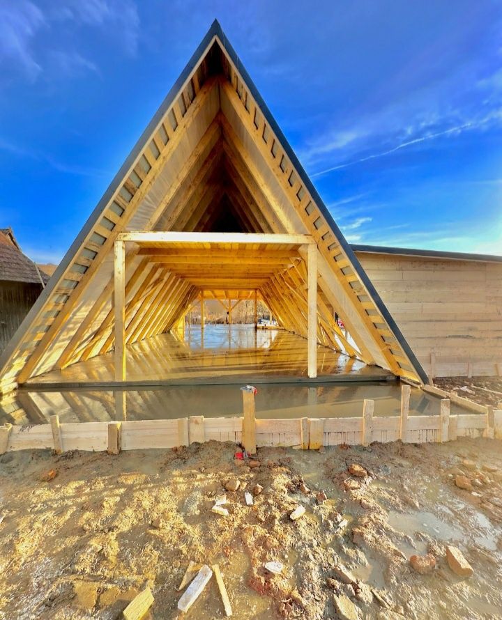 Vand cabane din lemn tip A - frame