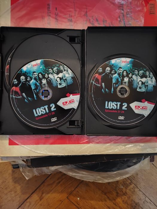 Vând dvd uri Naufragiații/Lost
