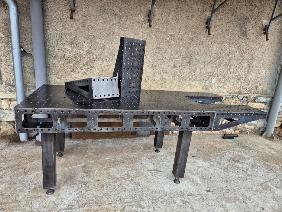 Заваръчна маса лазарно рязана