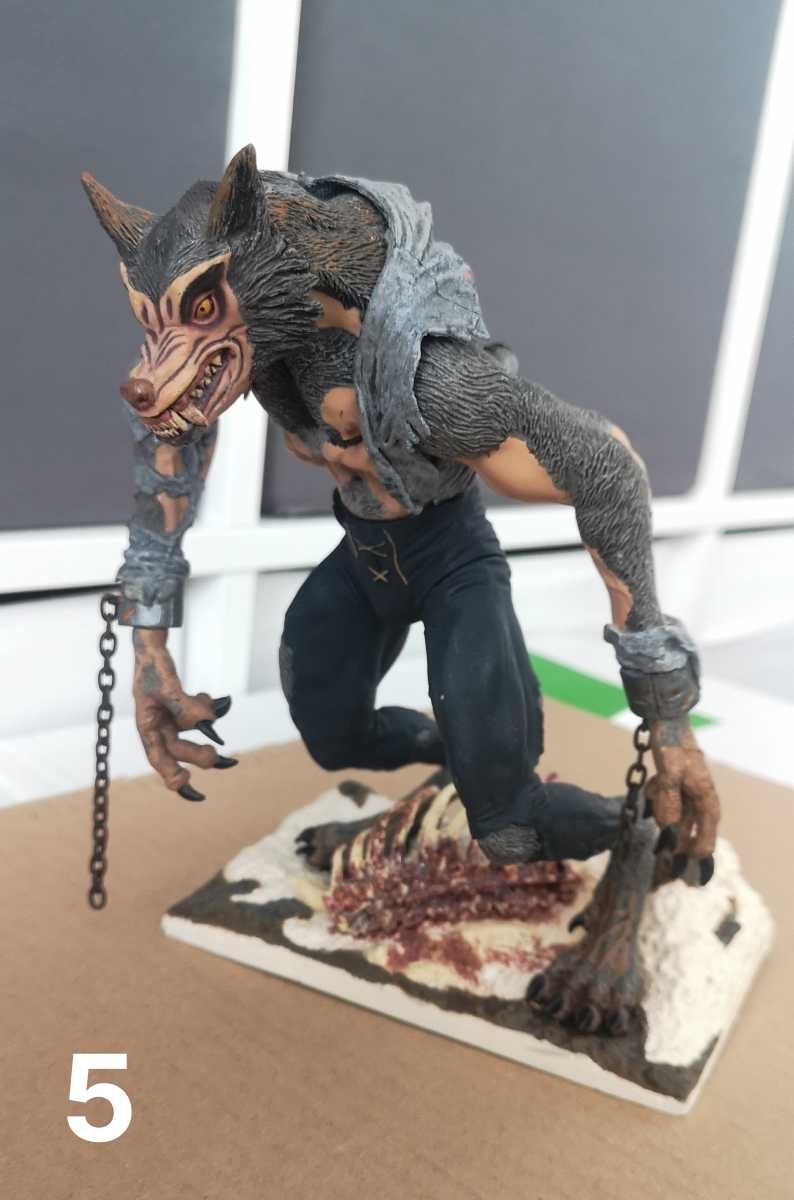 Figurine/jucarii Beowulf, Blood Wolves de McFarlane