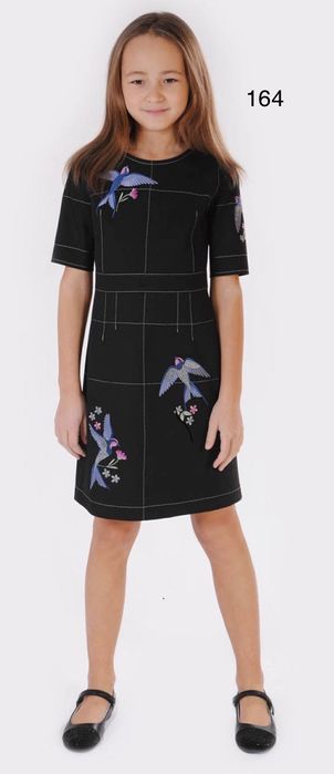 Платье продам новое