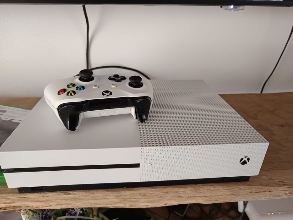 Vand Xbox One S Ca nou