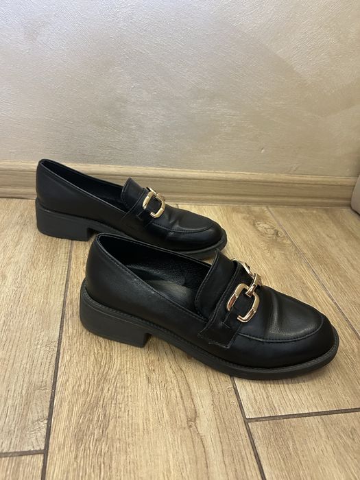 Лоуфъри Answear Lab 37 номер
