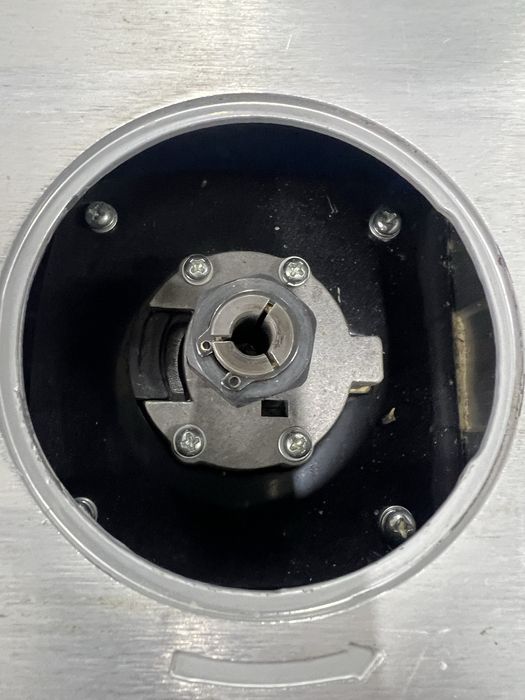 Настолна фреза Scheppach HF50-1500W,11500 – 24000 об./мин (в 6 стъпки)