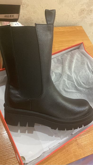 Сапоги зима 39-40 р