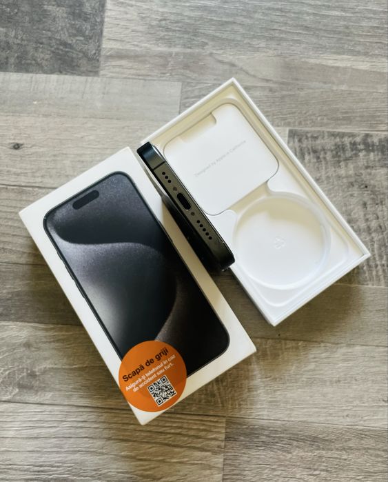 iPhone 15 Pro/Black Titanium/128GB/Neverlocked/Garantie Orange 02.2026