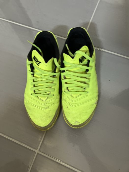 Pantofi sport nike marimea 40.5