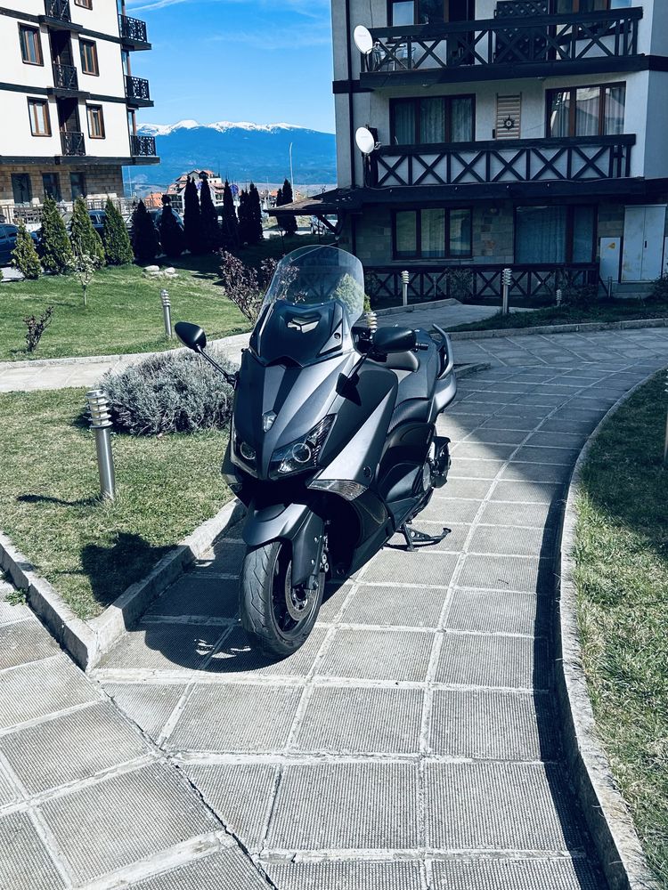 Yamaha t-max 530