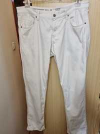 Pantaloni jeans alb 38/34