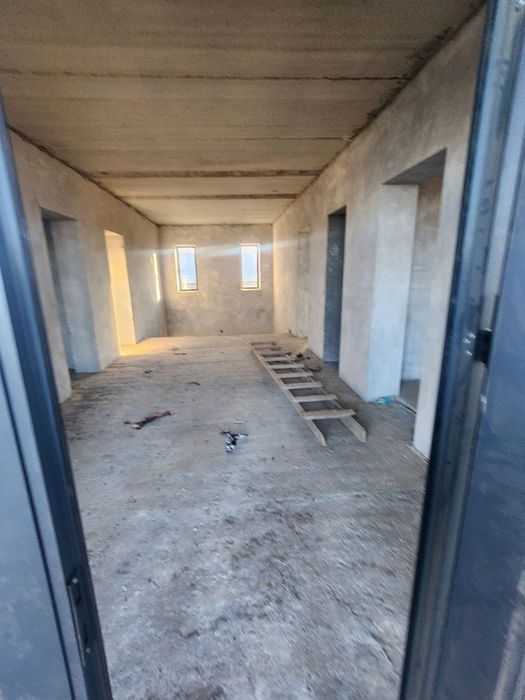 Продаётся 2х этажный Дом