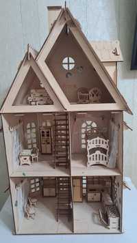 Деревянный кукольный дом