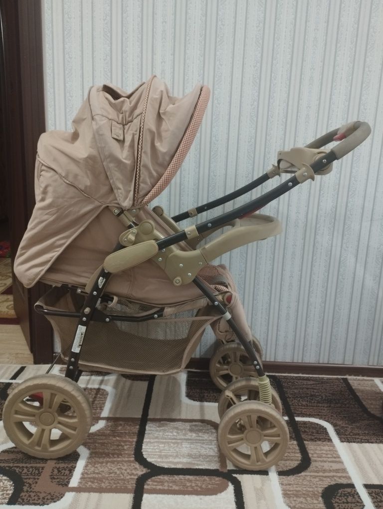Продам коляску для детей