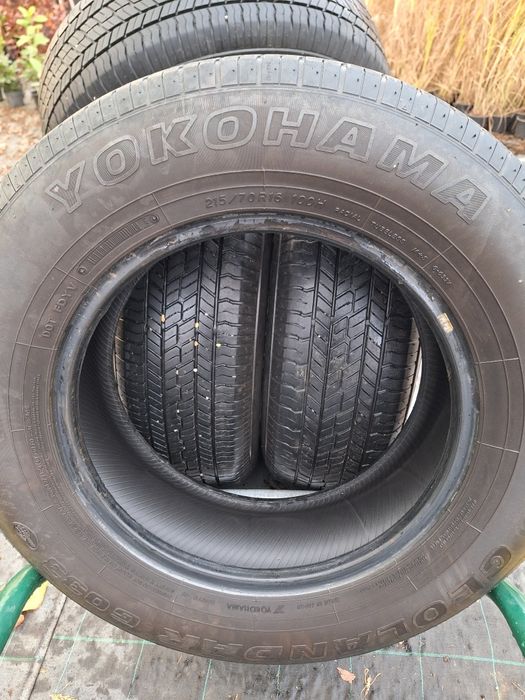 Vând anvelope Yokohama Geolandar 215 70 16 100H