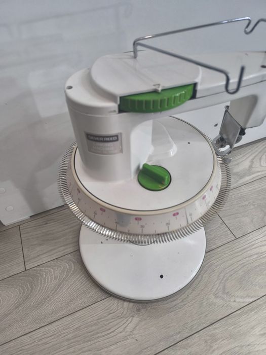 Продам кеттельную швейную машинку