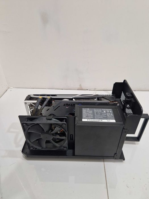 Sapphire NITRO+ AMD Radeon RX 6800  и райзер коре х