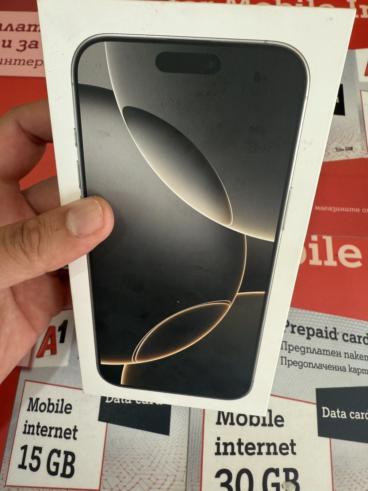 IPhone 16 pro max 256,запечатан,natural titanium