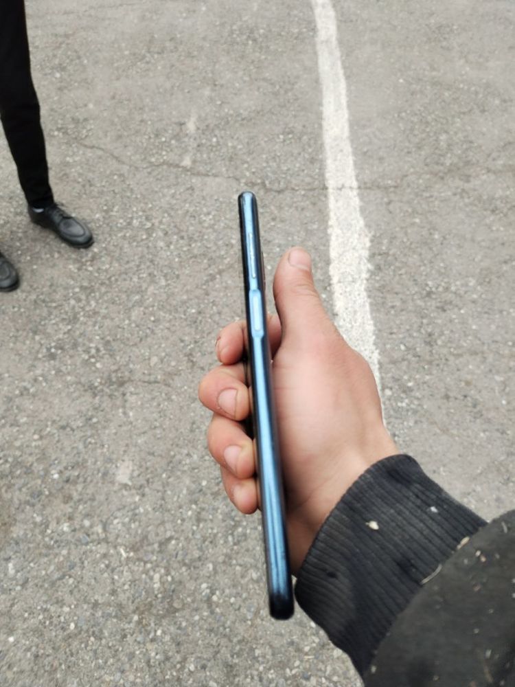 Redmi Note 9 pro srochni sotiladi