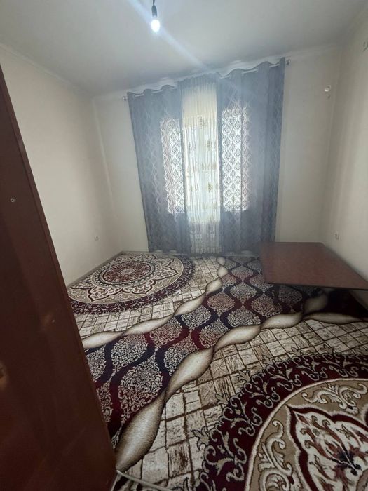 2 хонали 8 этаж 53 кв