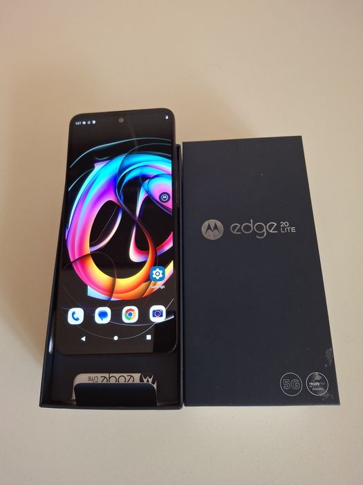 Motorola edge 20 Lite, 128 GB stare perfecta de functionare si estetic
