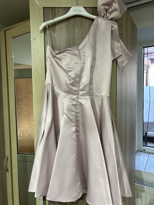 Rochie dama elenganta