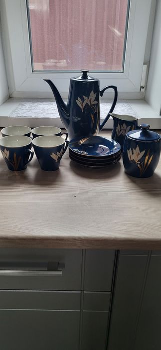 Кофейный сервиз на 4 персоны