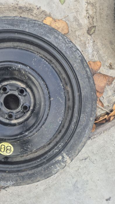 Резервна гума/ Патерица за Тойота Авенсис Т25 17 Цола