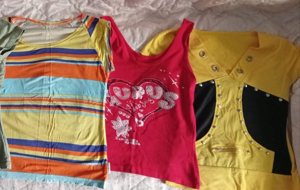 Подарявам дрехи S размер