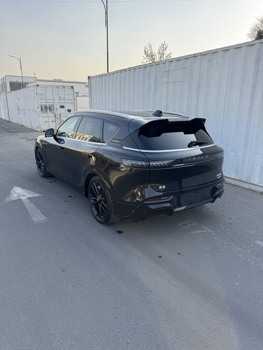 Voyah free 210 black/black с пробегом