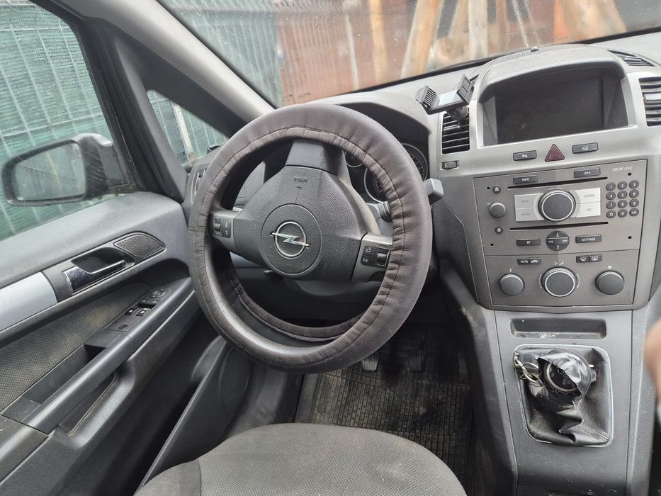 Vand Opel zarifa
