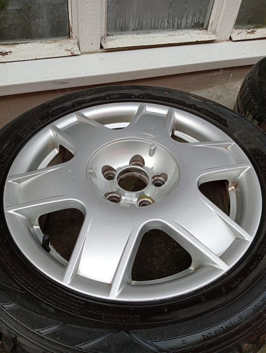 Jante aliaj cu cauciucuri