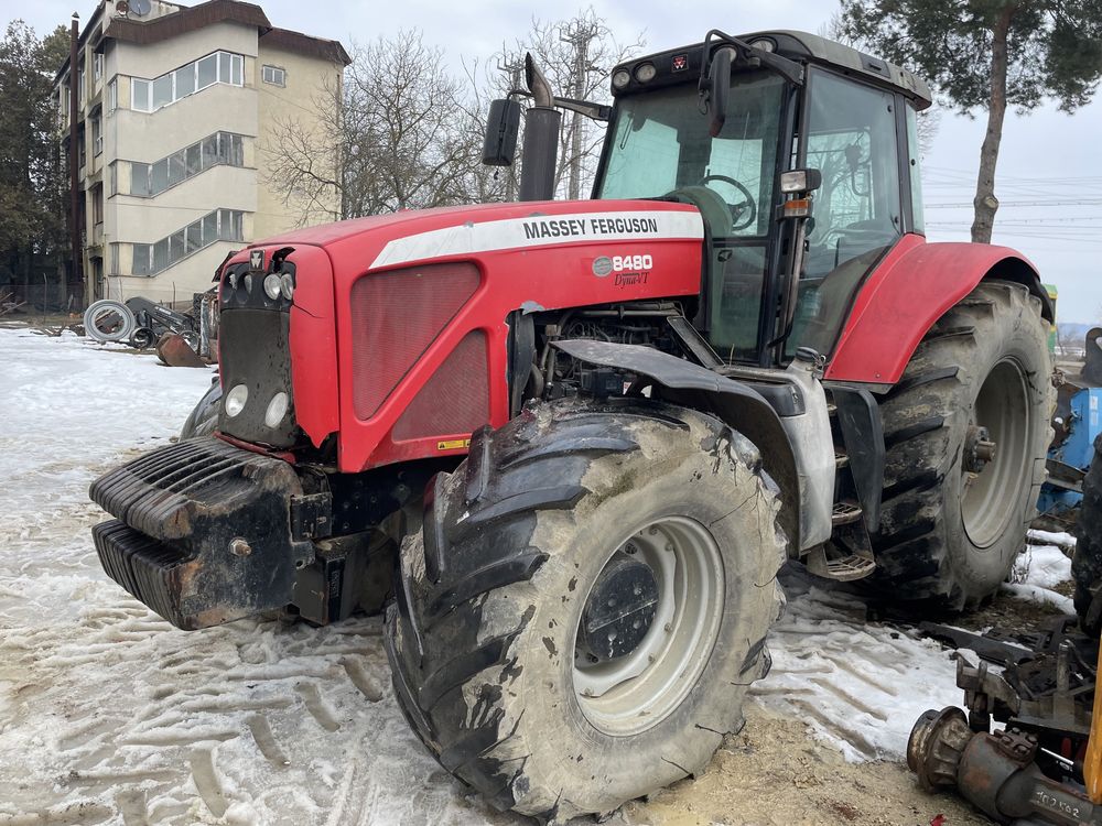 Dezmembrez Massey Ferguson 8480