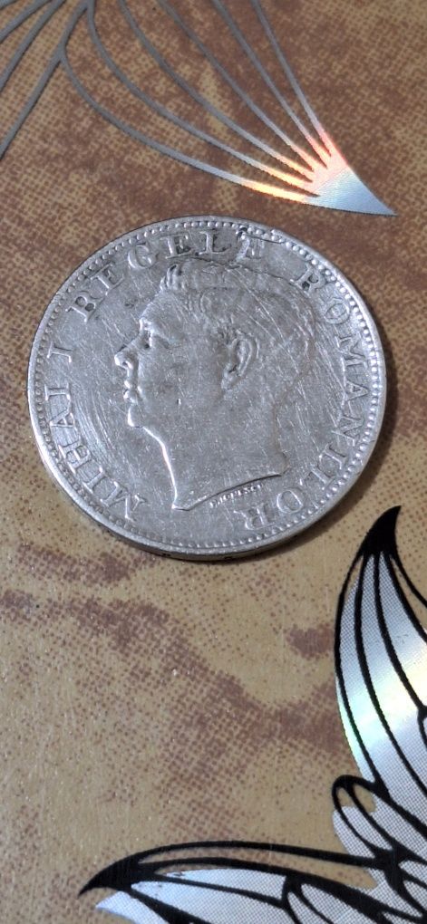 Vând monedă rară 500 lei 1944.