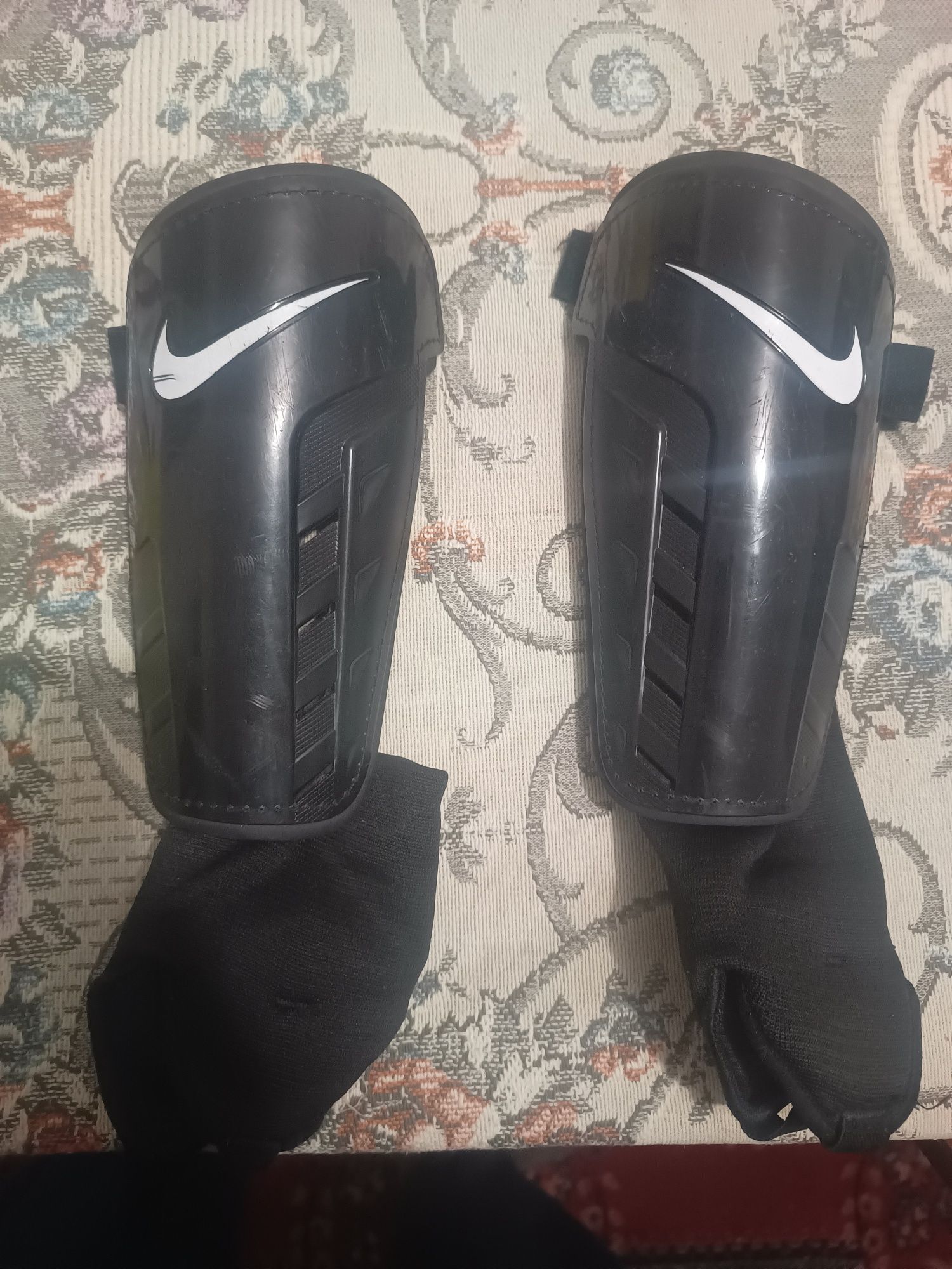 Aparatori de fotbal Nike