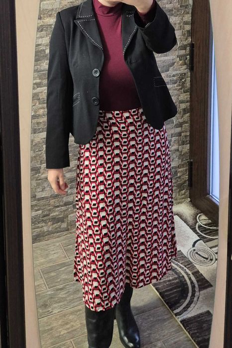 Fusta midi eleganta L