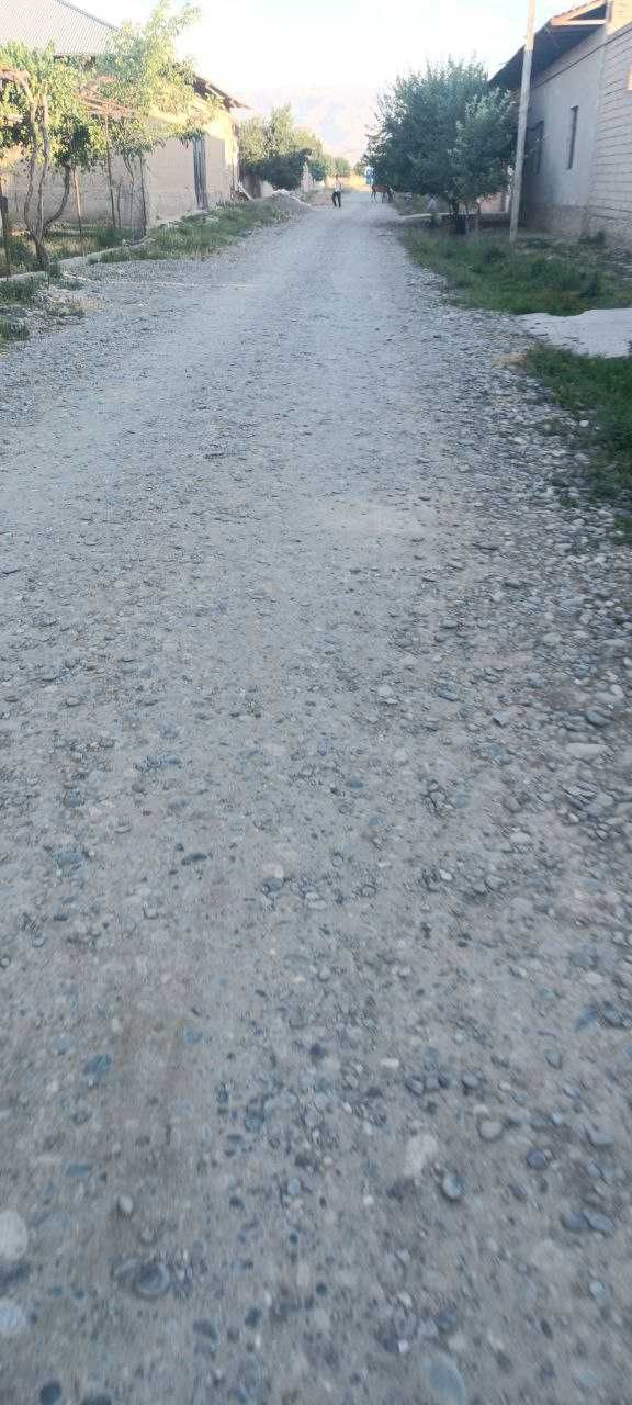 Yangiariq, 8 sotix hovli sotiladi