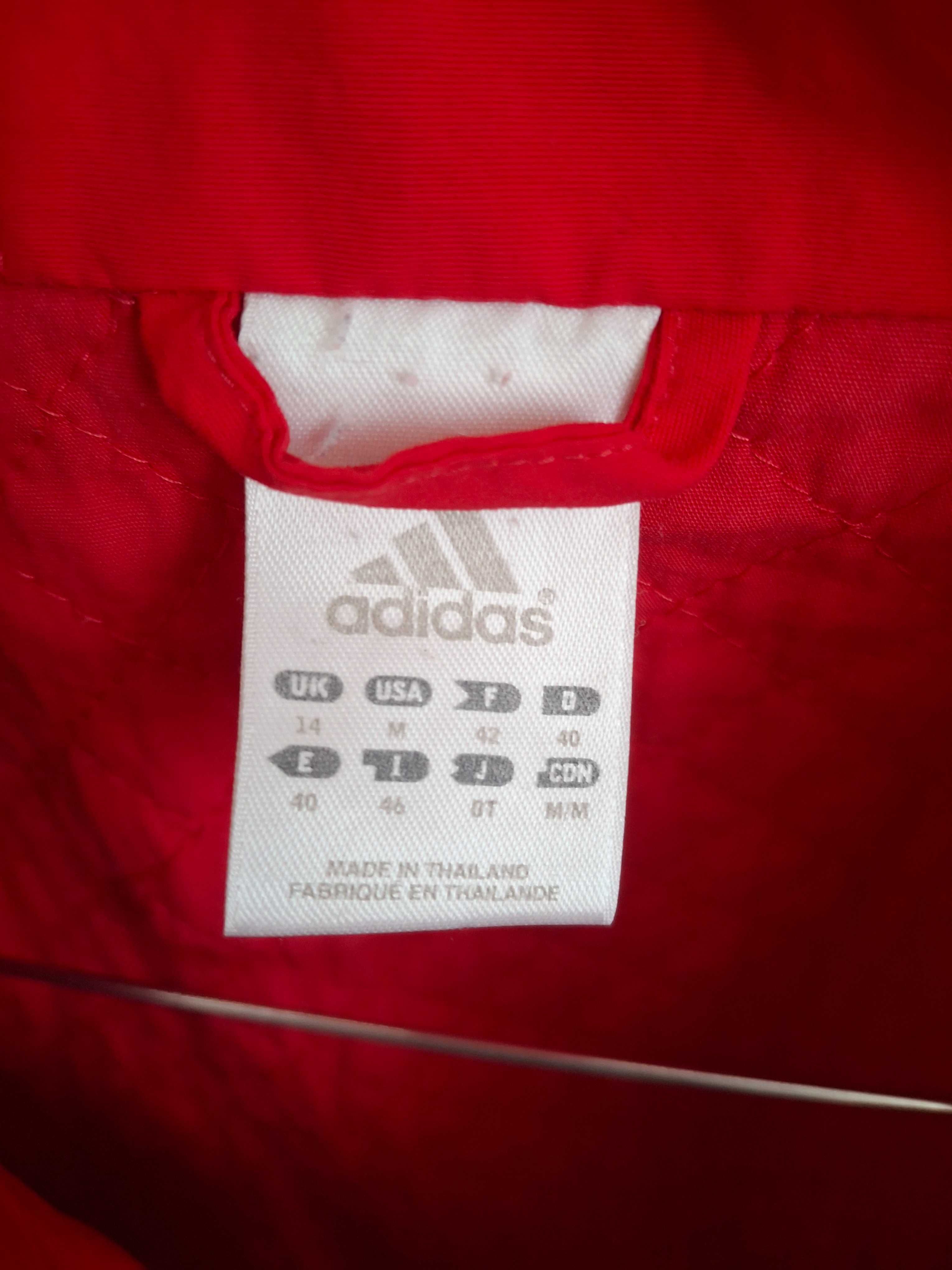 Яке Adidas размер M
