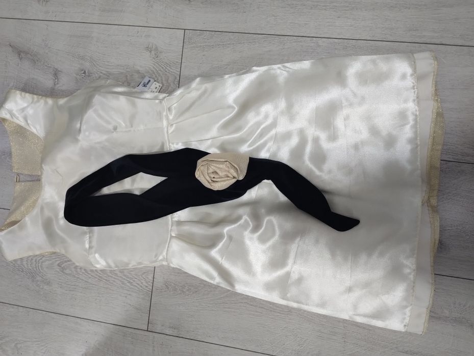 Vând rochie ocazie S