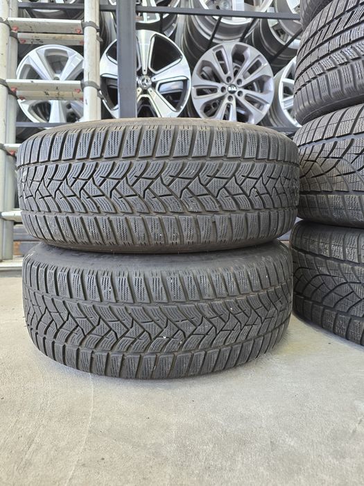 2 Броя Гуми 215/60/16 Dunlop 6mm