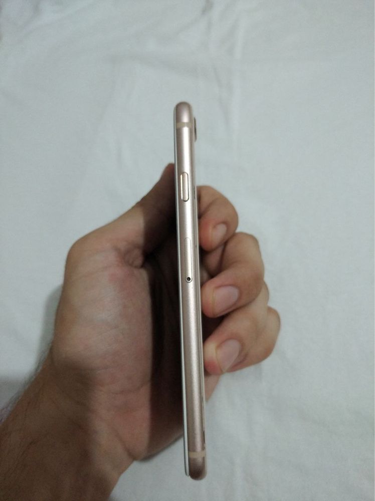 Iphone 8 срочноо