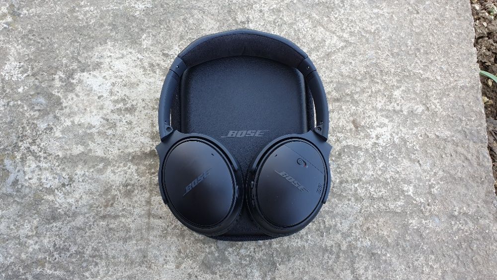 Продавам Стерео слушалки BOSE QUIETCOMFORT 35 II BLK