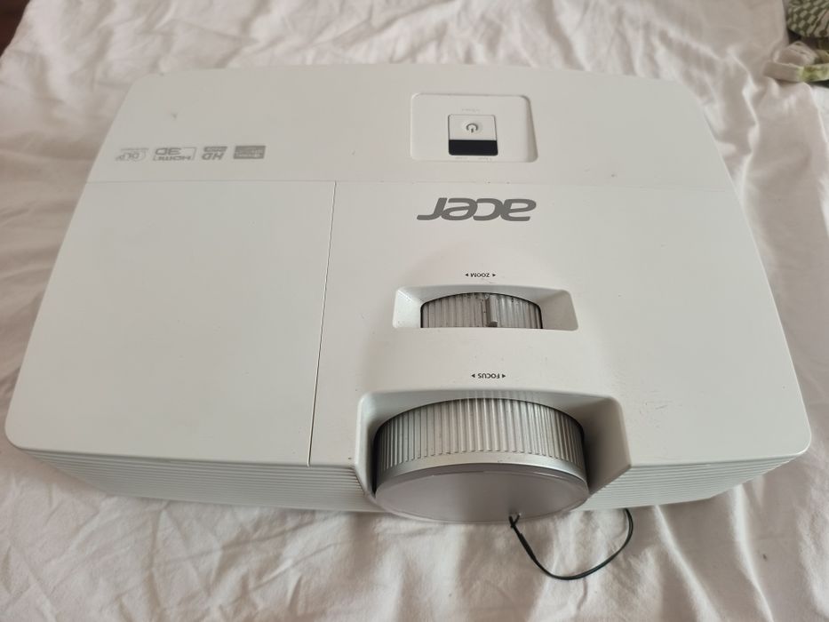 Videoproiector Acer H7P1320, HD, 2700 lumens - defect!
