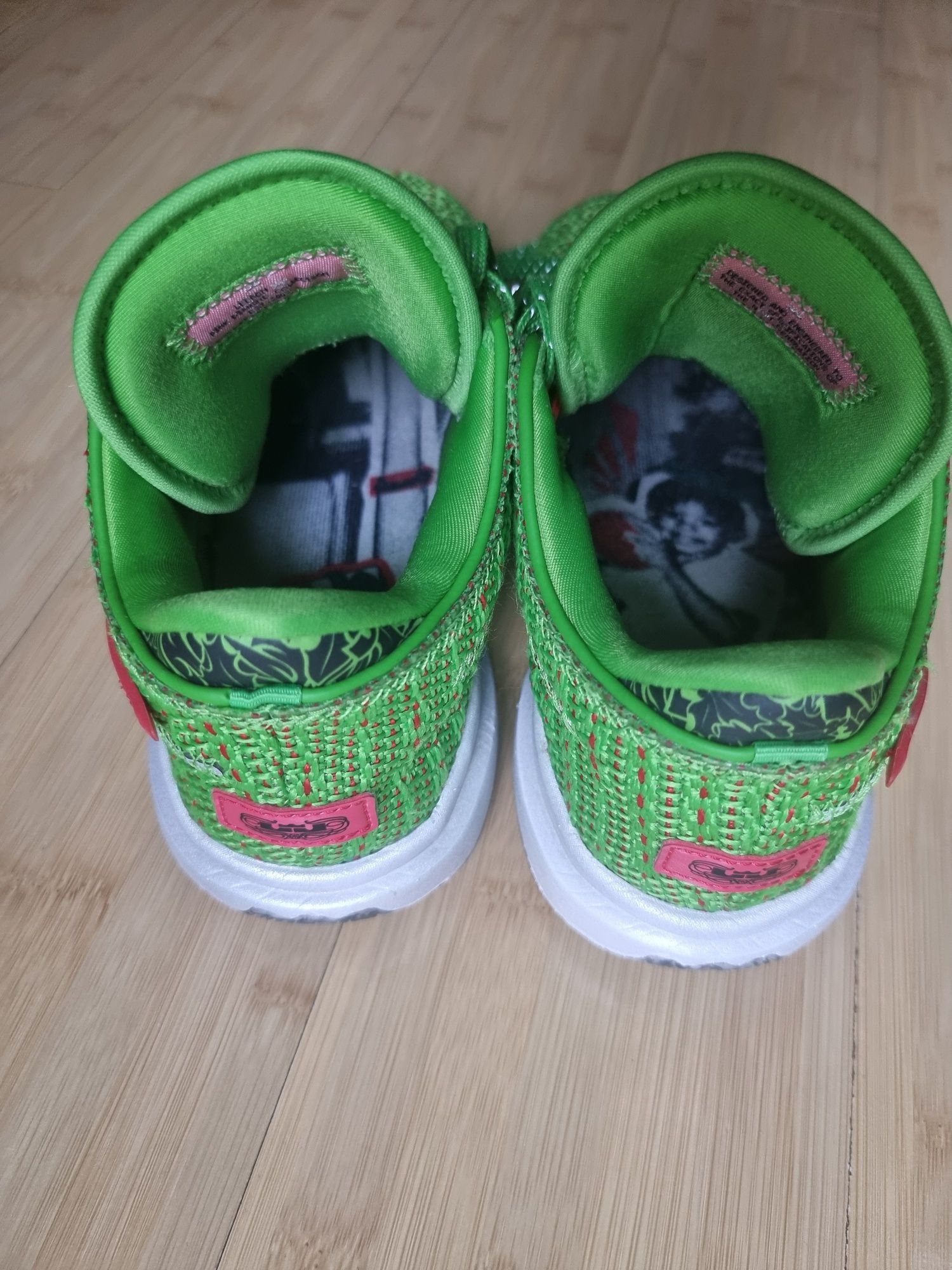 Nike Lebron XX Grinch marimea 40