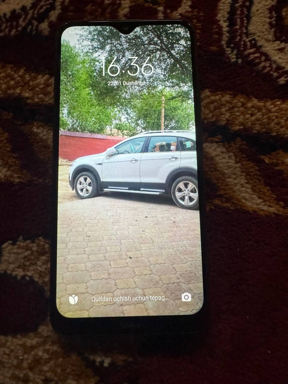 Redmi 8 qora rang