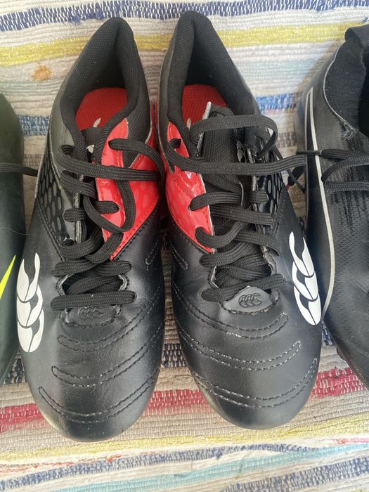 Adidasi, crampoane sport