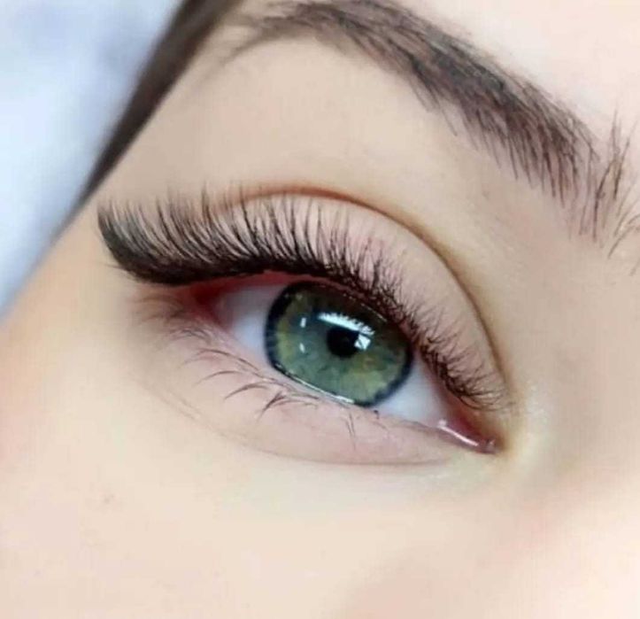 Наращивание ресниц