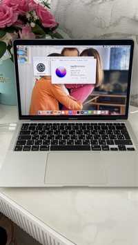 Ноутбук MacBook Air