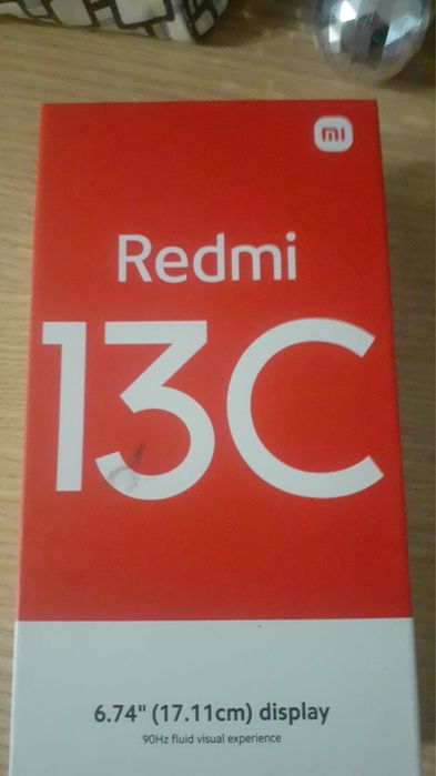 Продам новый телефон